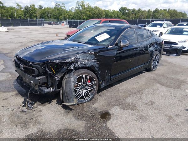 2022 KIA STINGER GT2