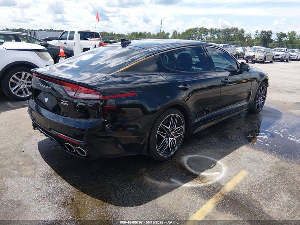 2022 KIA STINGER GT2