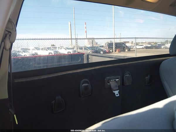 2019 RAM 1500 CLASSIC TRADESMAN  4X4 6'4 BOX