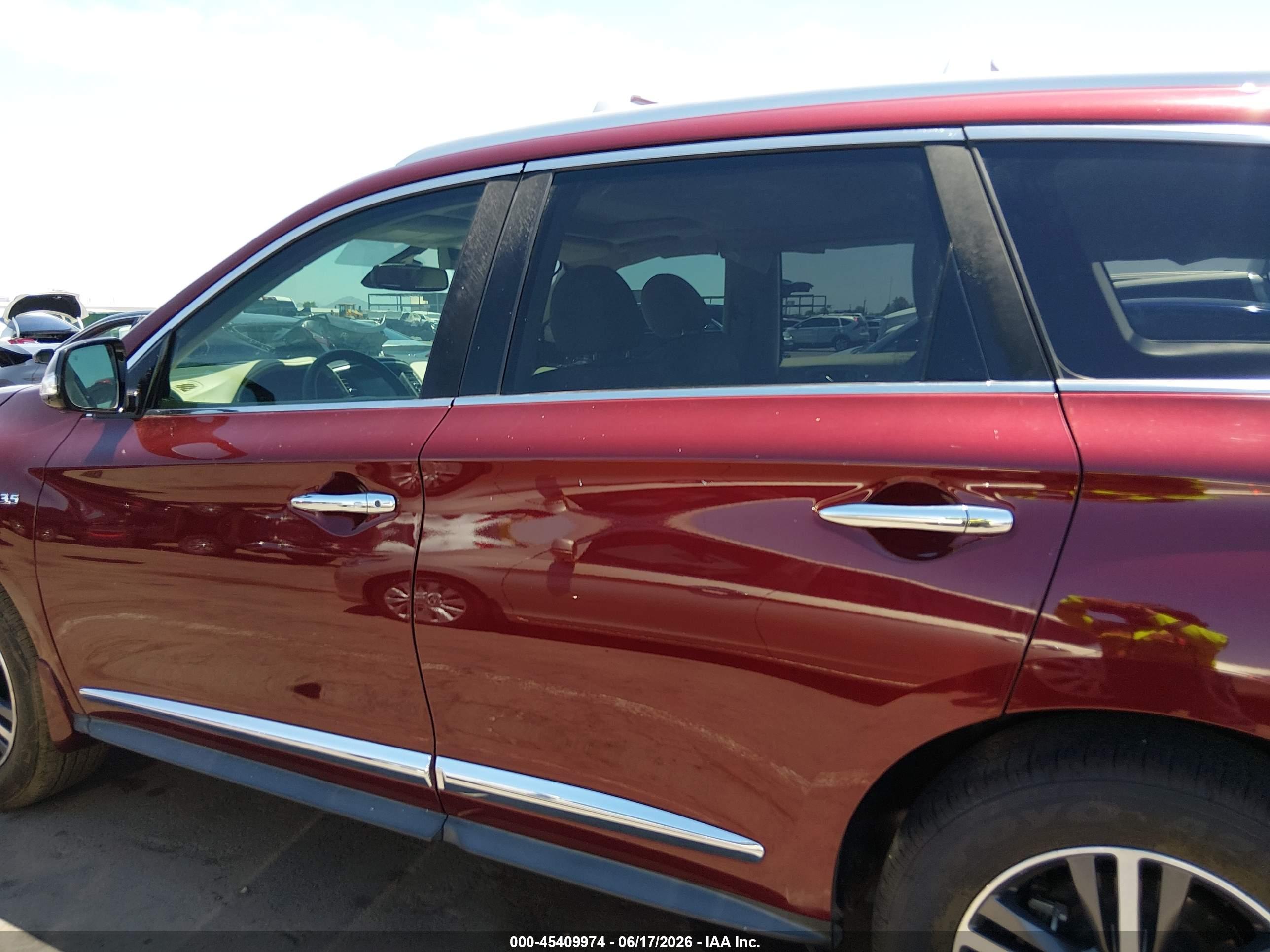 2019 INFINITI QX60 LUXE