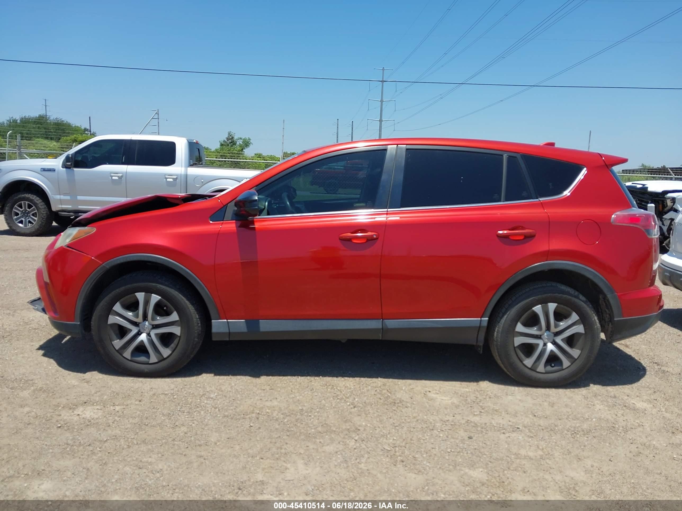 2017 TOYOTA RAV4 LE