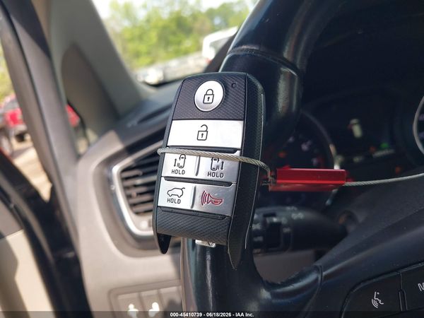2017 KIA SEDONA SX