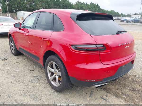 2018 PORSCHE MACAN