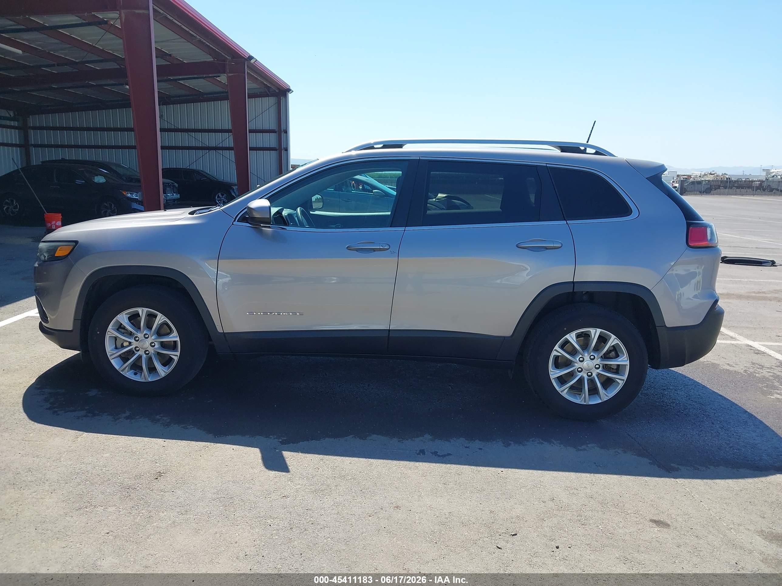 2019 JEEP CHEROKEE LATITUDE 4X4