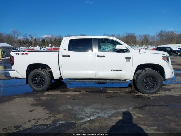 2018 TOYOTA TUNDRA SR5 5.7L V8