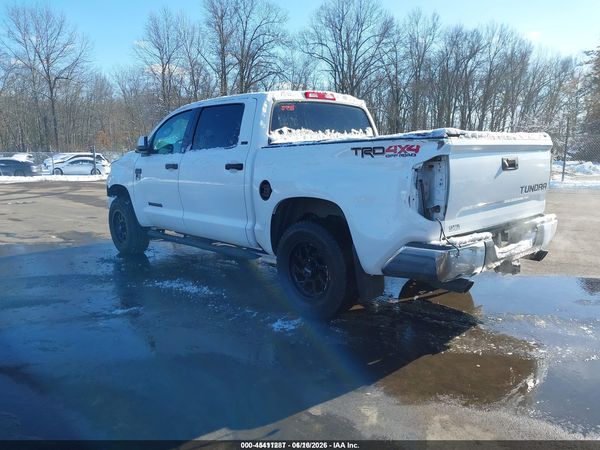 2018 TOYOTA TUNDRA SR5 5.7L V8