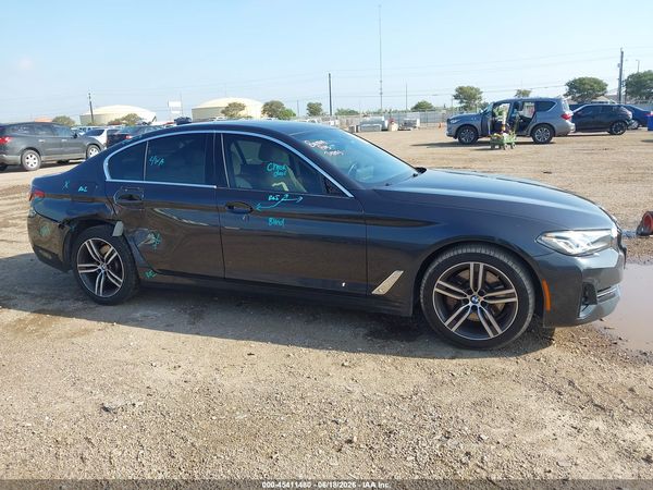 2021 BMW 530I