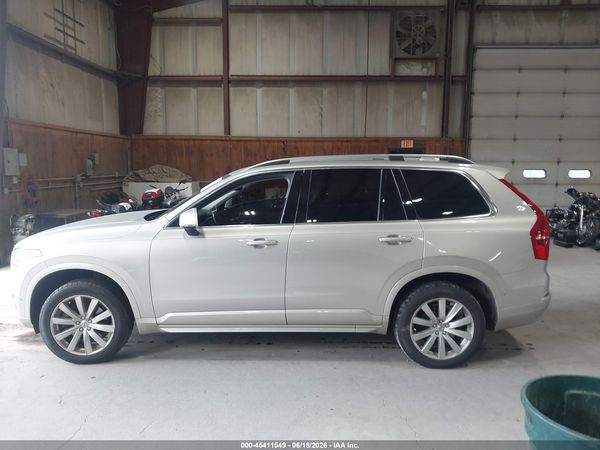 2017 VOLVO XC90 T6 MOMENTUM