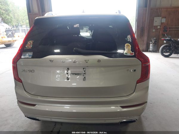 2017 VOLVO XC90 T6 MOMENTUM