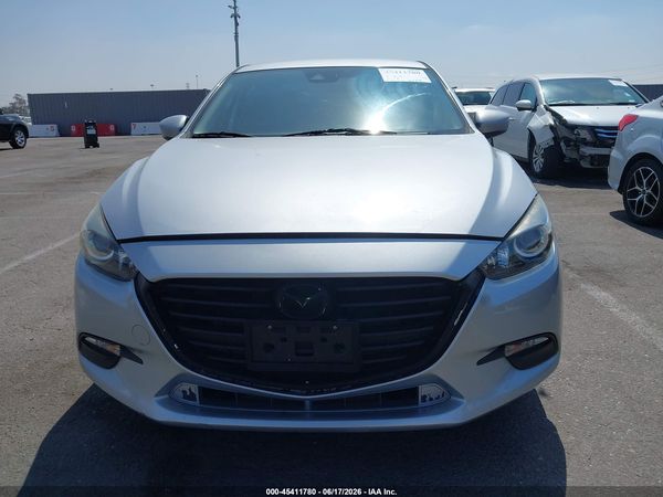 2018 MAZDA MAZDA3 TOURING