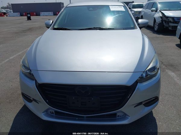 2018 MAZDA MAZDA3 TOURING