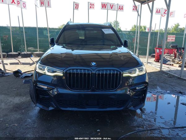 2022 BMW X7 M50I