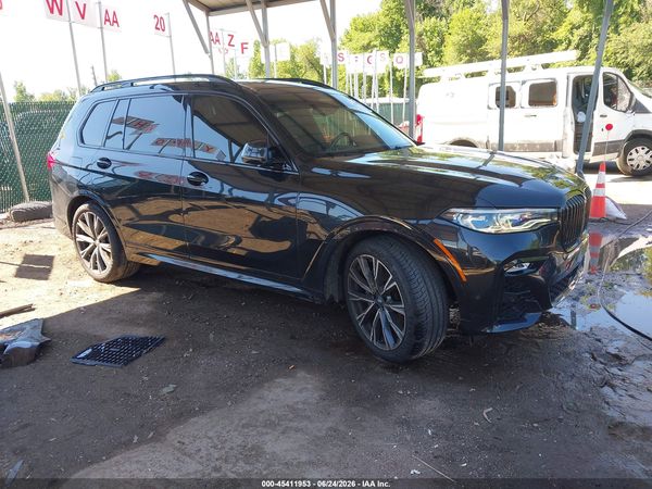 2022 BMW X7 M50I