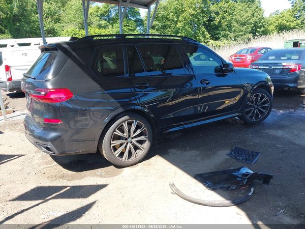 2022 BMW X7 M50I
