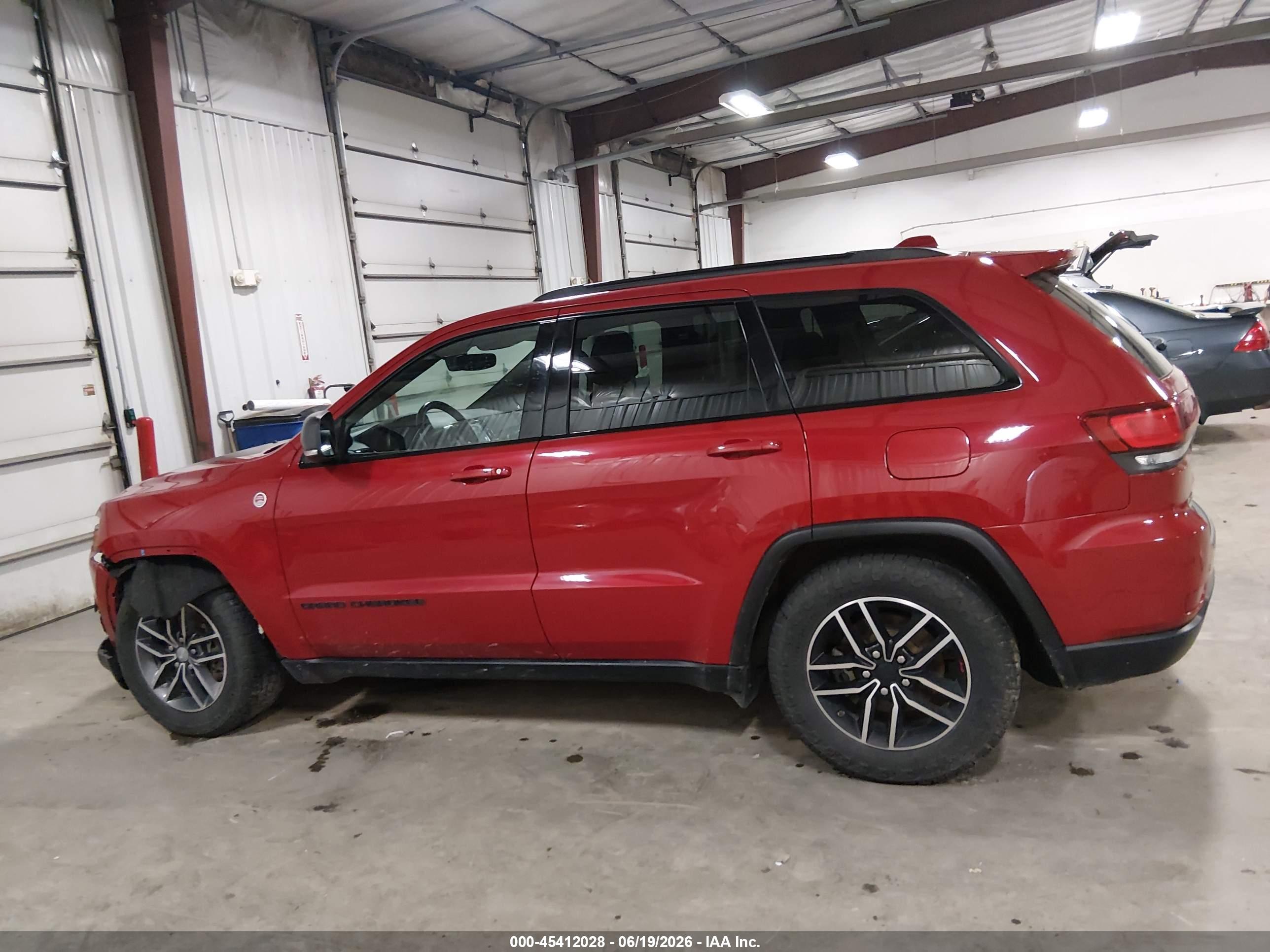 2020 JEEP GRAND CHEROKEE TRAILHAWK 4X4