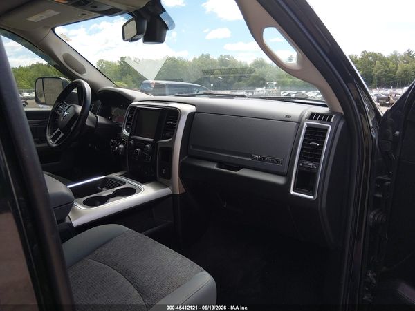 2017 RAM 1500 BIG HORN  4X4 5'7 BOX