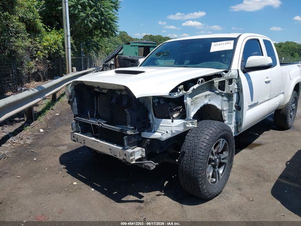 2018 TOYOTA TACOMA TRD SPORT