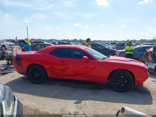2015 DODGE CHALLENGER SXT PLUS
