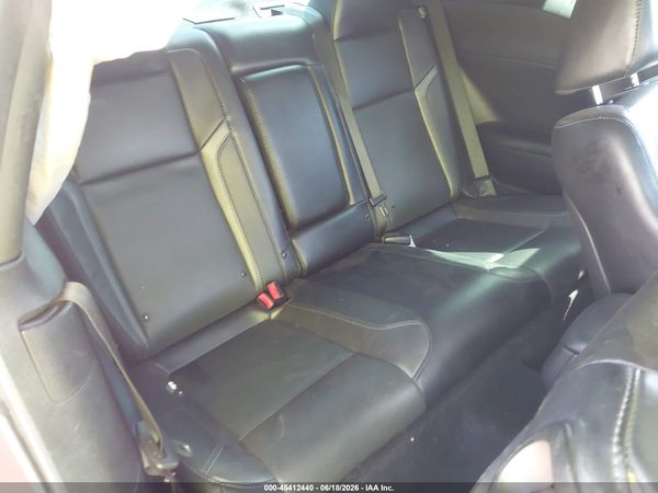 2015 DODGE CHALLENGER SXT PLUS