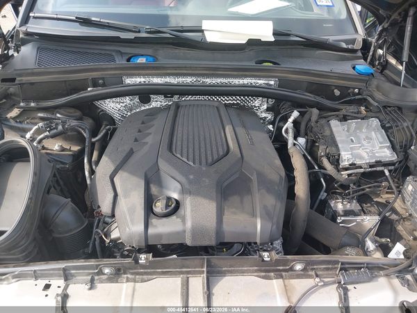 2024 PORSCHE MACAN T
