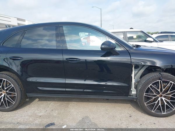2024 PORSCHE MACAN T