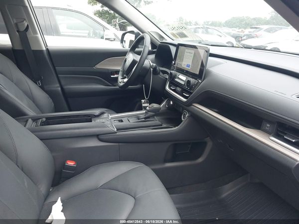 2026 TOYOTA GRAND HIGHLANDER LIMITED
