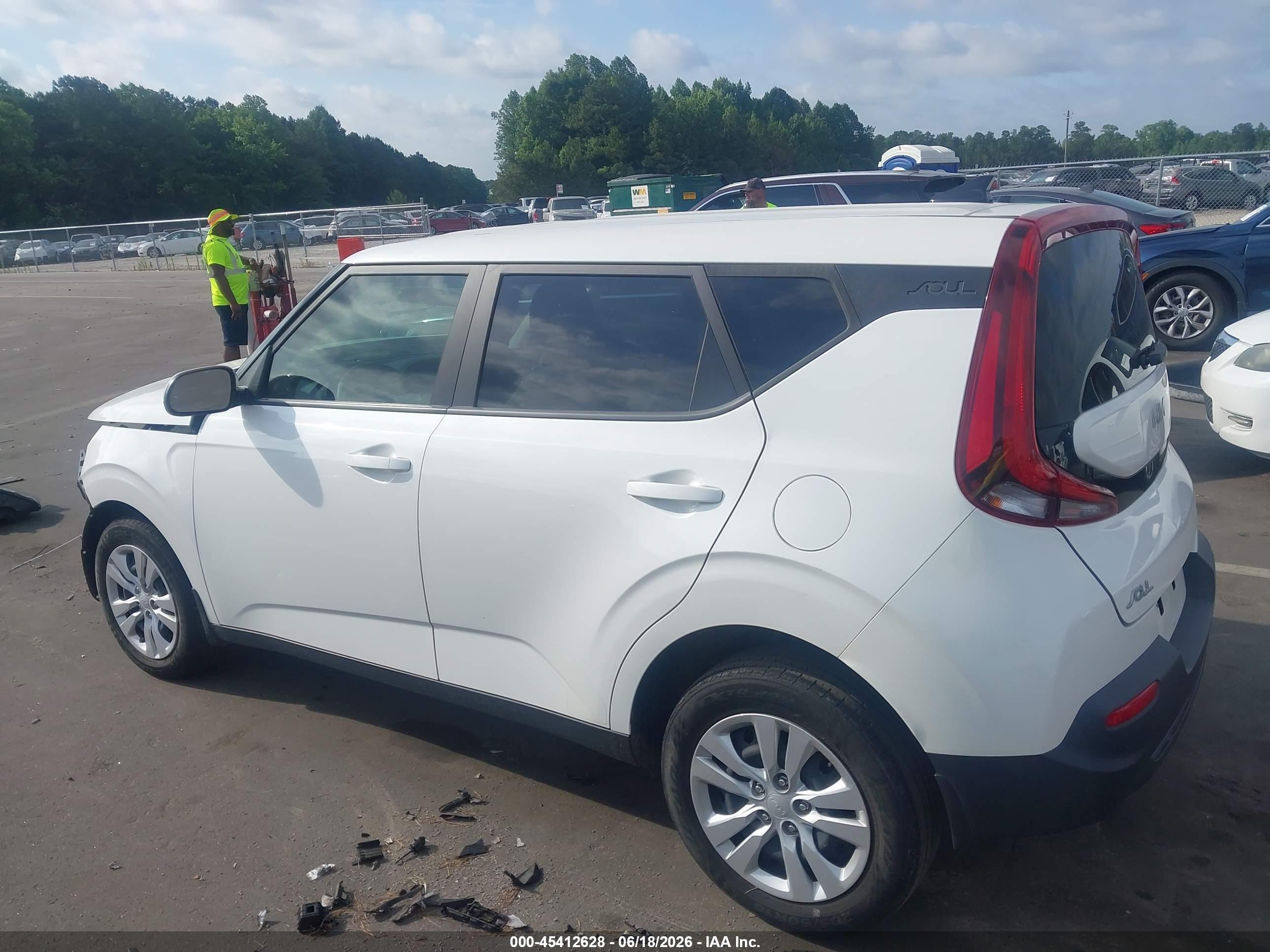2022 KIA SOUL LX