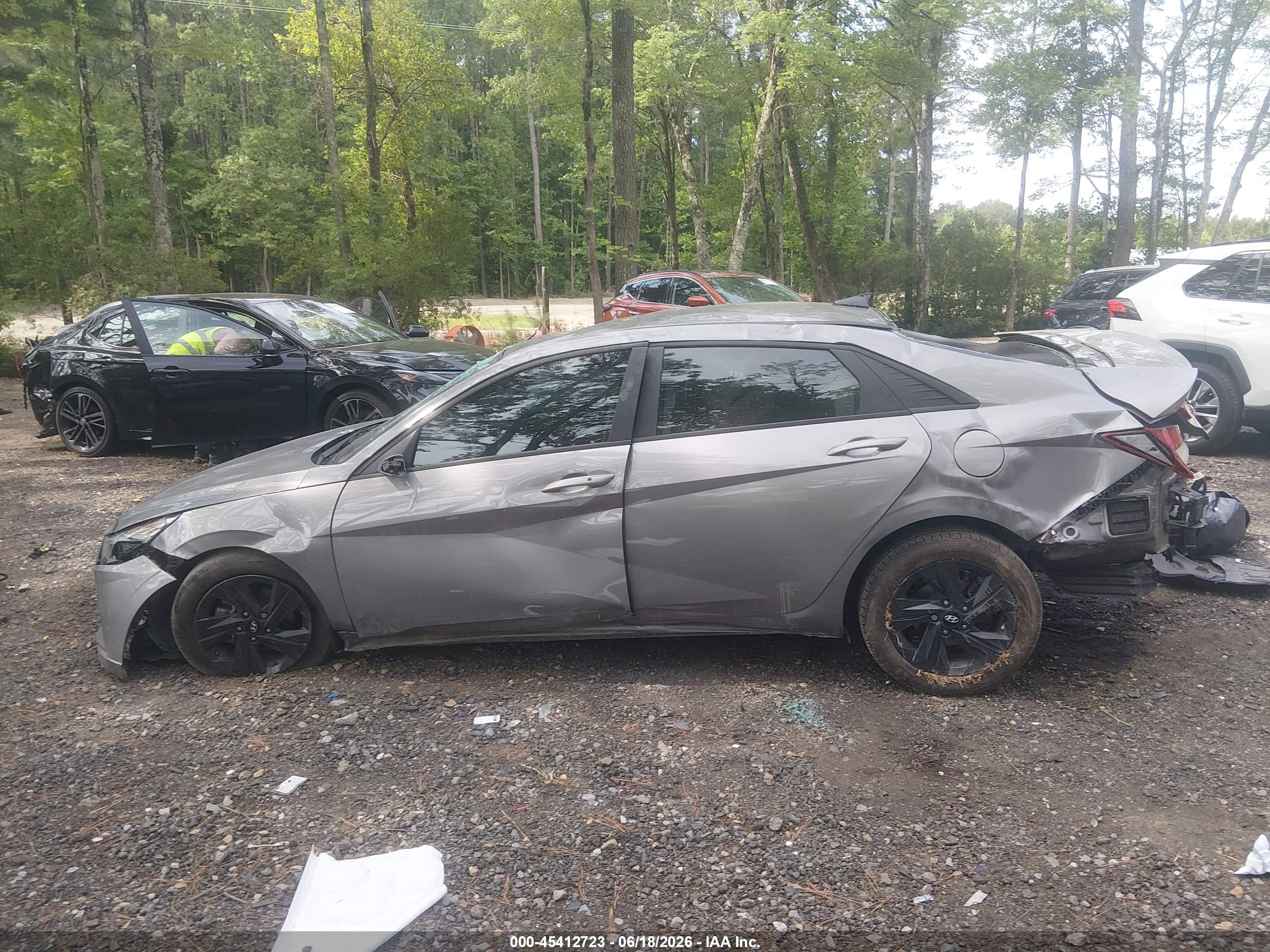 2023 HYUNDAI ELANTRA SEL