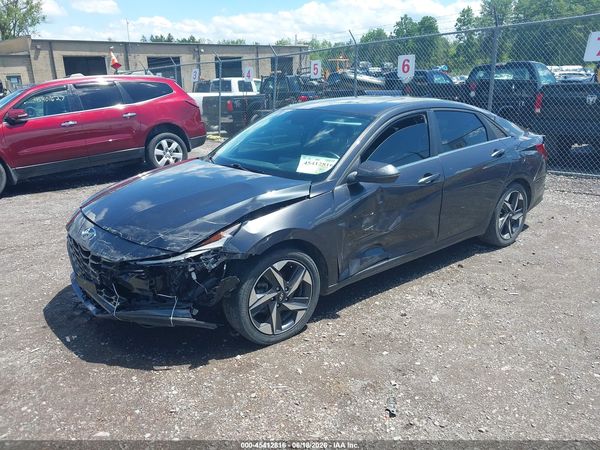 2022 HYUNDAI ELANTRA LIMITED