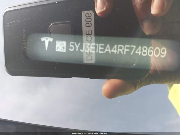 2024 TESLA MODEL 3