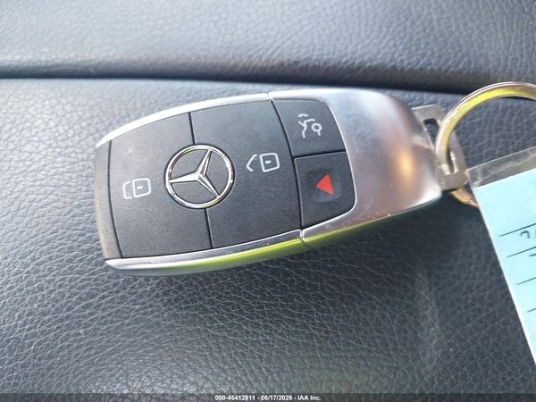 2021 MERCEDES-BENZ GLC 300 SUV