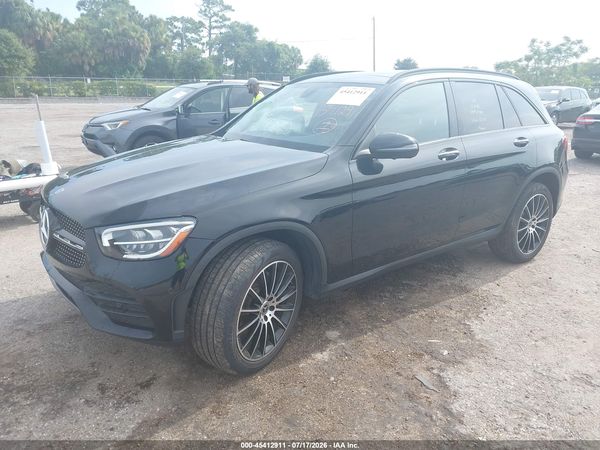 2021 MERCEDES-BENZ GLC 300 SUV