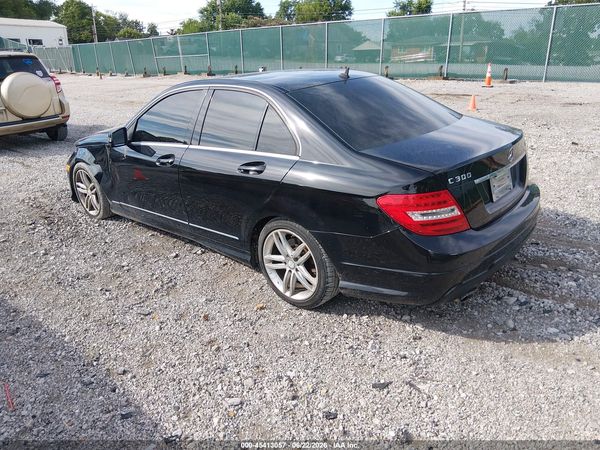 2013 MERCEDES-BENZ C 300 SPORT 4MATIC
