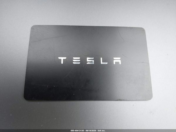 2025 TESLA MODEL Y