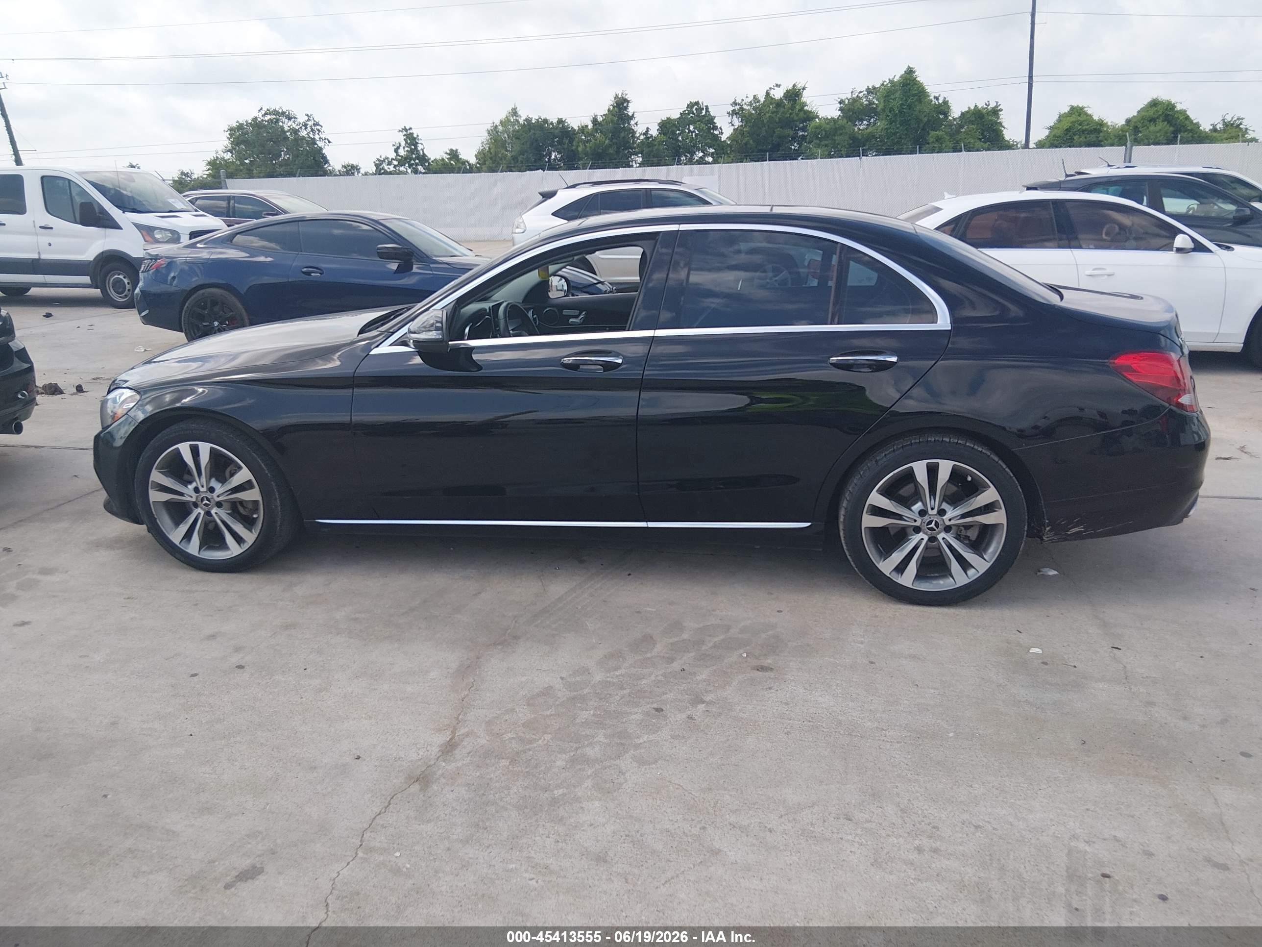 2017 MERCEDES-BENZ C 300 C300