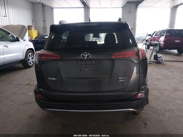 2018 TOYOTA RAV4 XLE