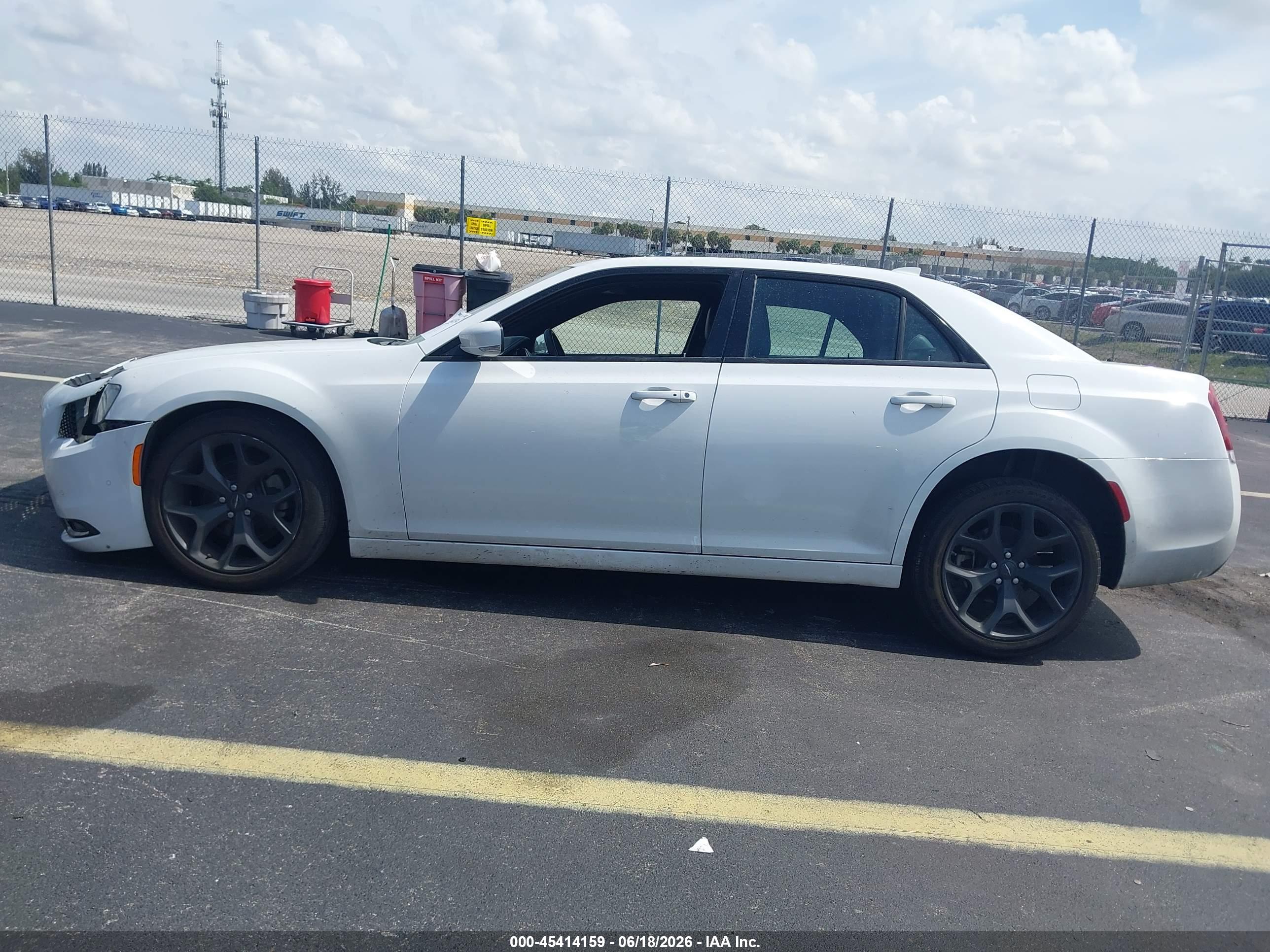 2023 CHRYSLER 300 300S
