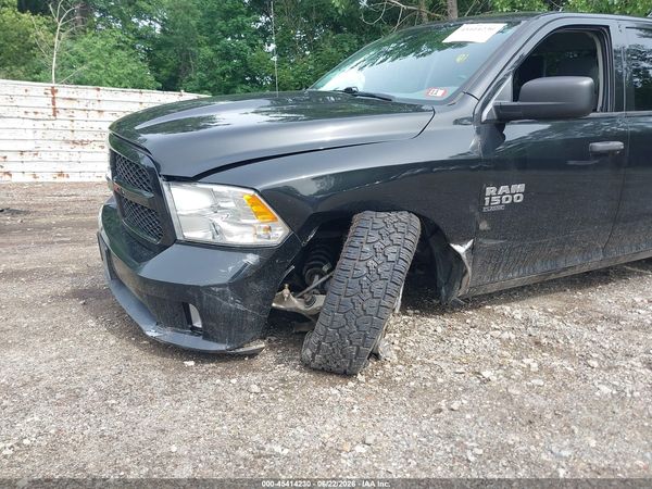 2019 RAM 1500 CLASSIC EXPRESS  4X4 6'4 BOX