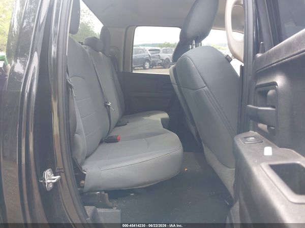 2019 RAM 1500 CLASSIC EXPRESS  4X4 6'4 BOX