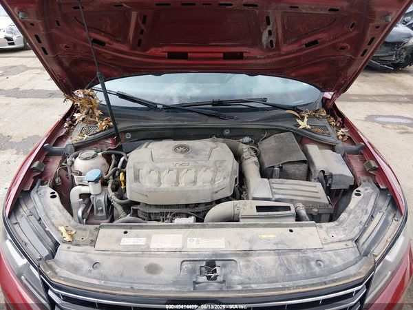 2018 VOLKSWAGEN PASSAT 2.0T R-LINE/2.0T S — I10