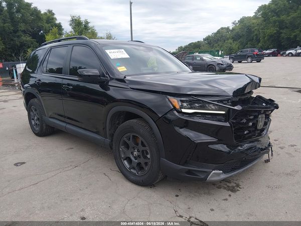 2023 HONDA PILOT AWD TRAILSPORT
