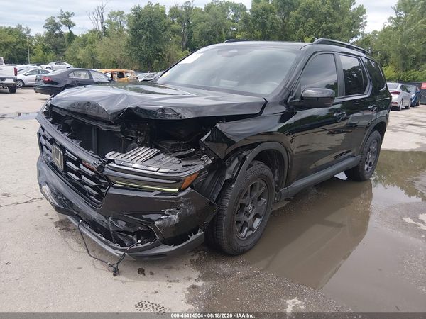 2023 HONDA PILOT AWD TRAILSPORT