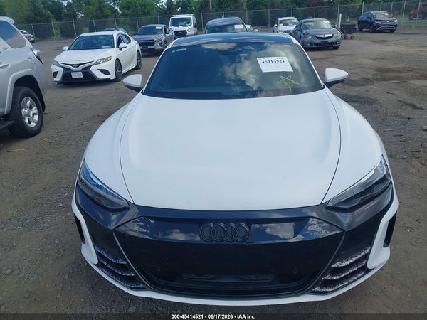 2024 AUDI E-TRON GT PREMIUM PLUS QUATTRO