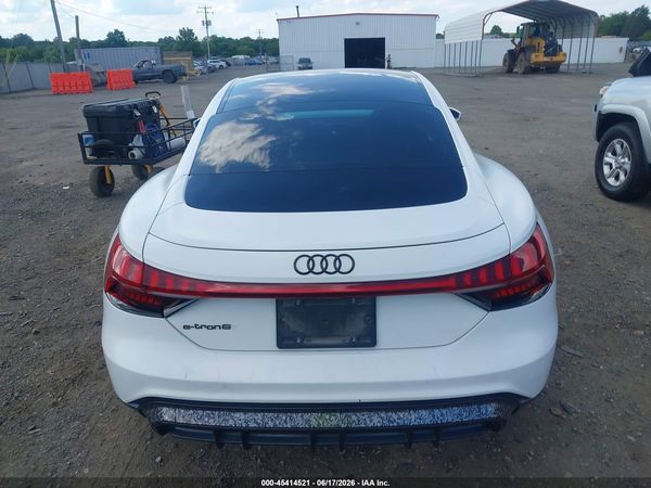 2024 AUDI E-TRON GT PREMIUM PLUS QUATTRO