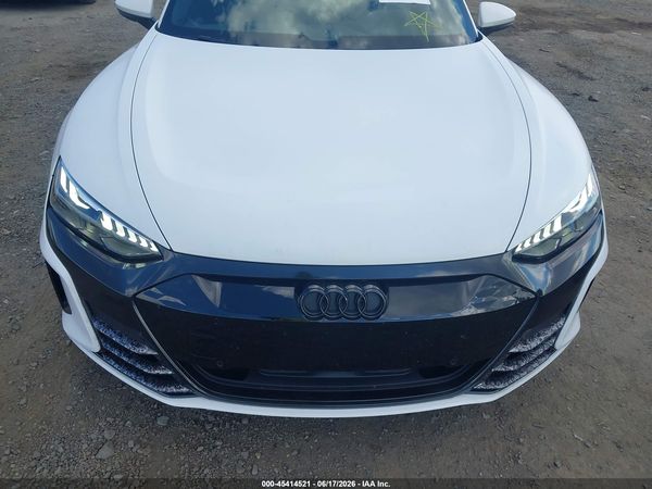 2024 AUDI E-TRON GT PREMIUM PLUS QUATTRO