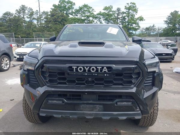 2024 TOYOTA TACOMA HYBRID TRD PRO 4WD