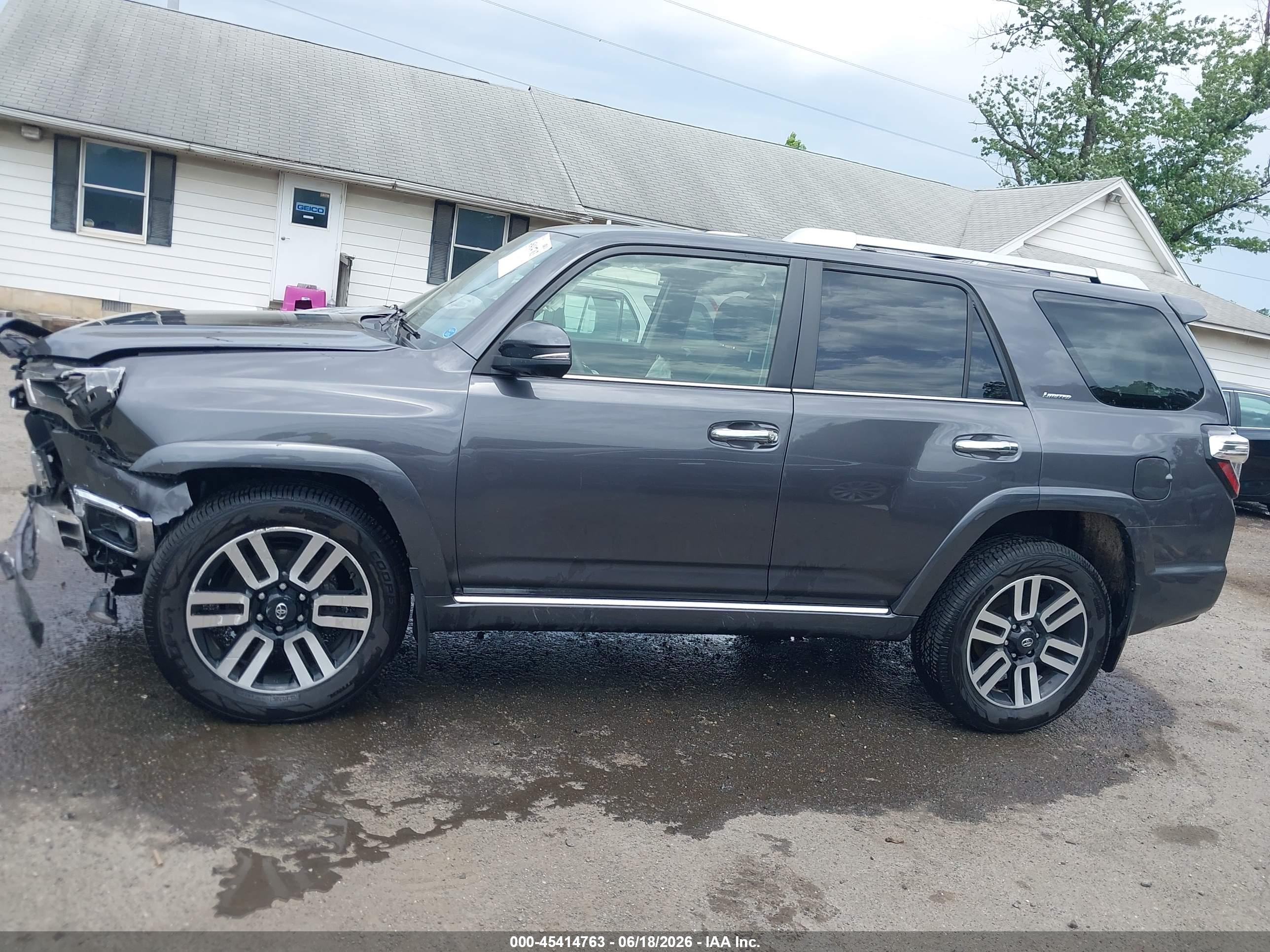 2022 TOYOTA 4RUNNER LIMITED