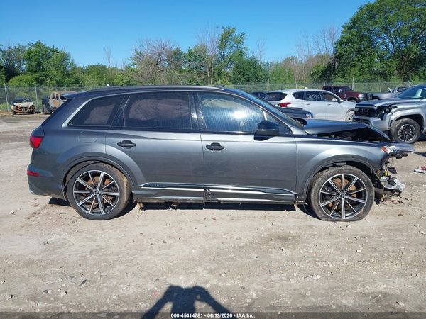 2021 AUDI SQ7