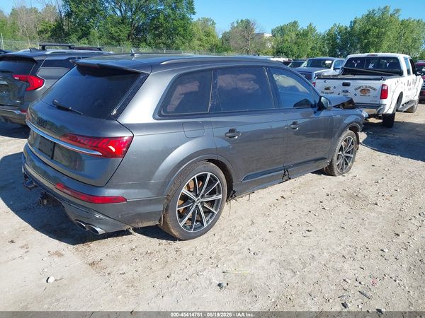 2021 AUDI SQ7
