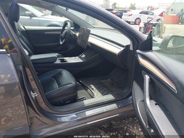 2021 TESLA MODEL 3